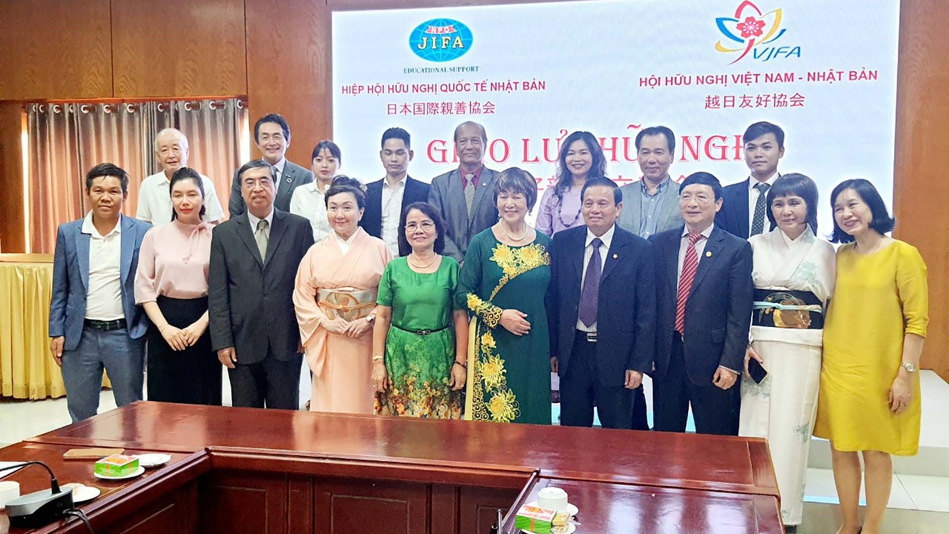 Hội hữu nghị quốc tế Nhật Bản - nốt thăng trong giai điệu tình người