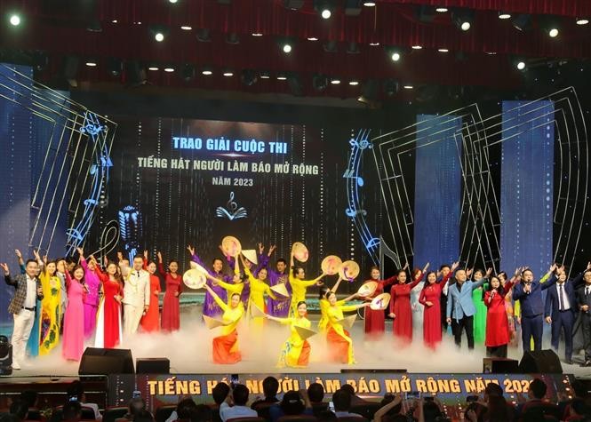 Trao giải cuộc thi Tiếng hát người làm báo mở rộng 2023