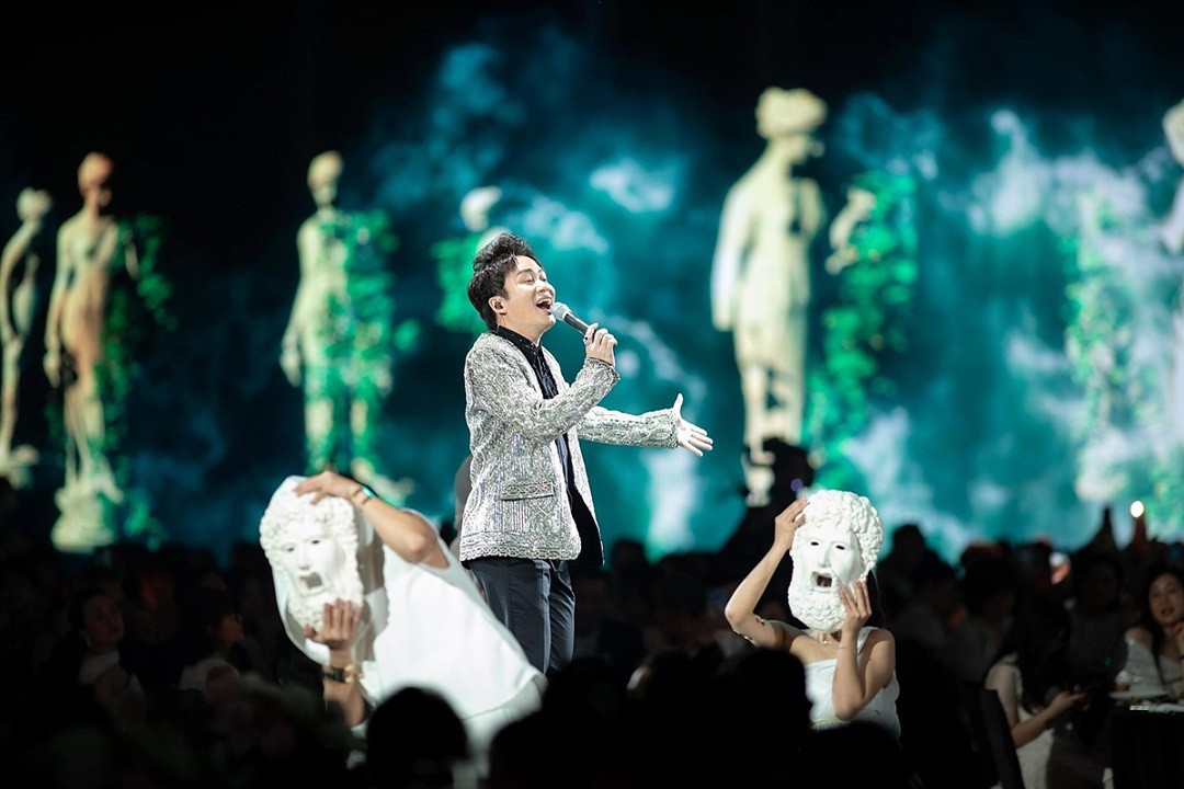 Hoa hậu Jennifer Phạm