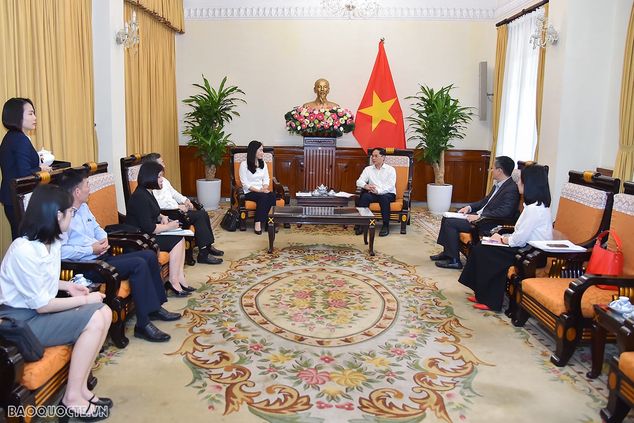 Bộ Ngoại giao đồng hành với tỉnh Quảng Ninh trong việc hoàn thiện hồ sơ đề cử ‘Yên Tử-Vĩnh Nghiêm-Côn Sơn, Kiếp Bạc’ là di sản thế giới