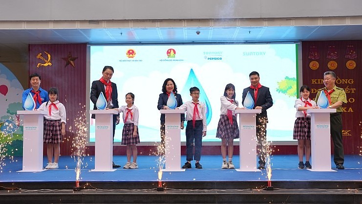 Khởi động chương trình 'Mizuiku – Em yêu nước sạch' năm 2023