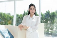 Thời trang thanh lịch của Á hậu Lê Nguyễn Ngọc Hằng