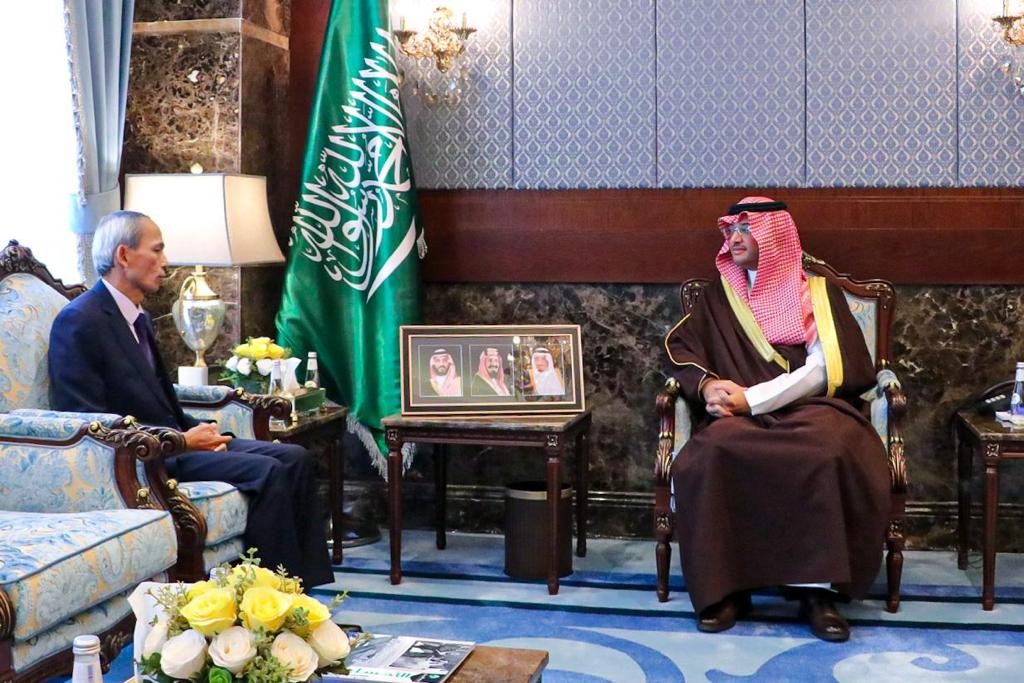Đại sứ Việt Nam tại Saudi Arabia Đặng Xuân Dũng công tác tại tỉnh Al-Ahsa Đại sứ Việt Nam tại Saudi Arabia Đặng Xuân Dũng công tác tại tỉnh Al-Ahsa