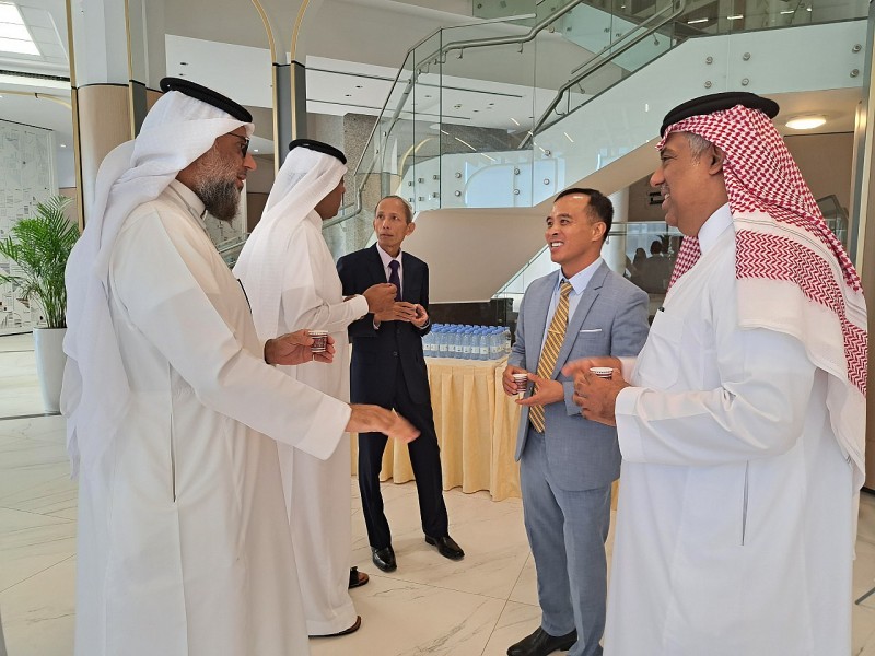Đại sứ Việt Nam tại Saudi Arabia Đặng Xuân Dũng công tác tại tỉnh Al-Ahsa Đại sứ Việt Nam tại Saudi Arabia Đặng Xuân Dũng công tác tại tỉnh Al-Ahsa