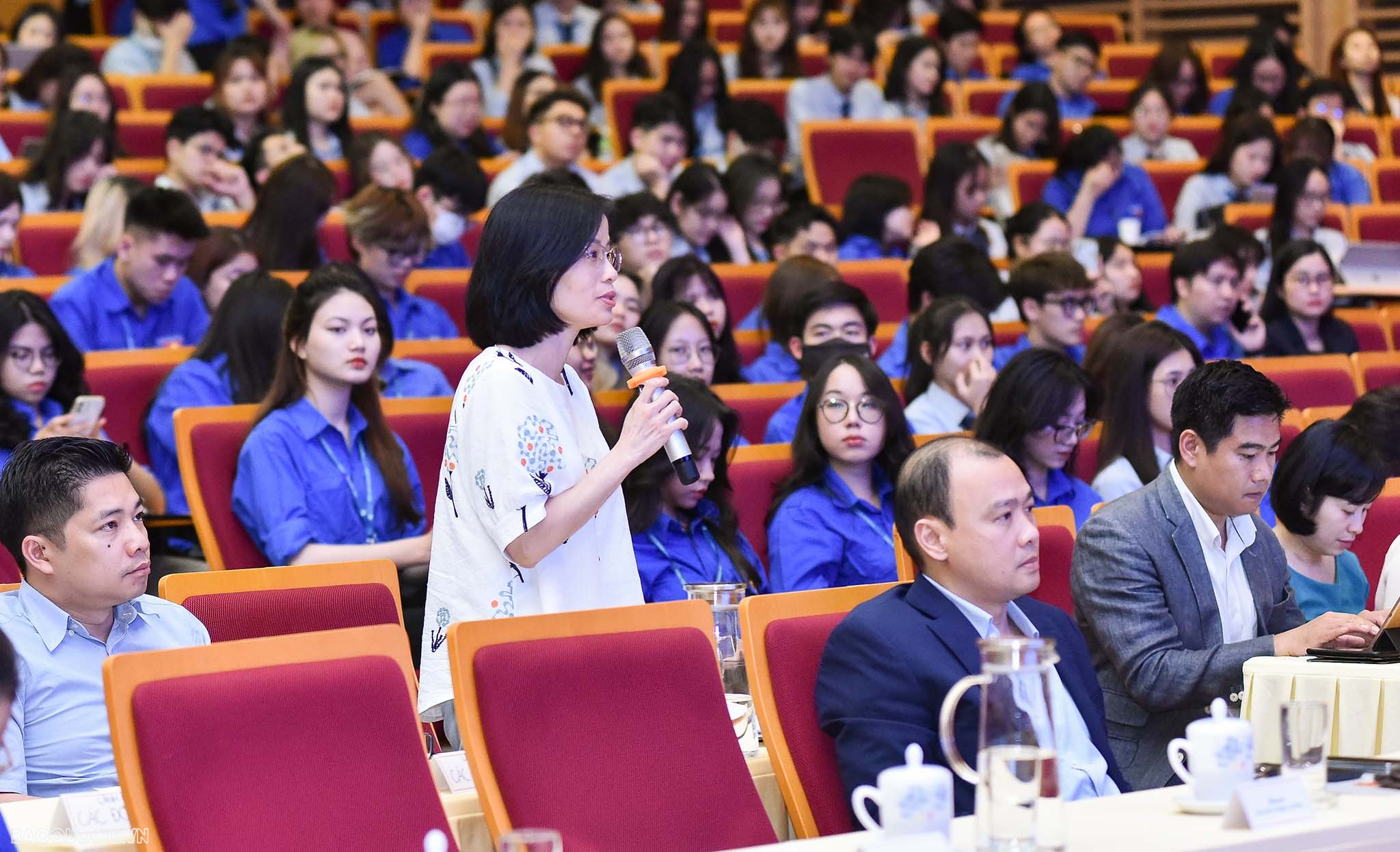 Chùm ảnh Bộ trưởng Bùi Thanh Sơn  đối thoại với thanh niên ngoại giao