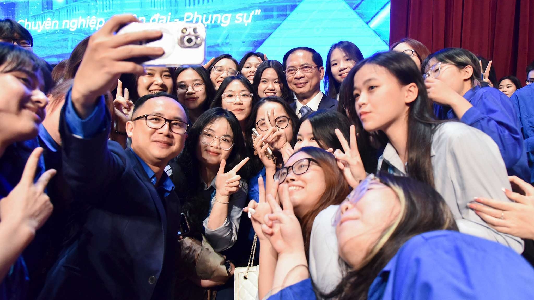 Thanh niên Ngoại giao trong kỷ nguyên mới: Trách nhiệm, bản lĩnh và khát vọng tiên phong đổi mới sáng tạo