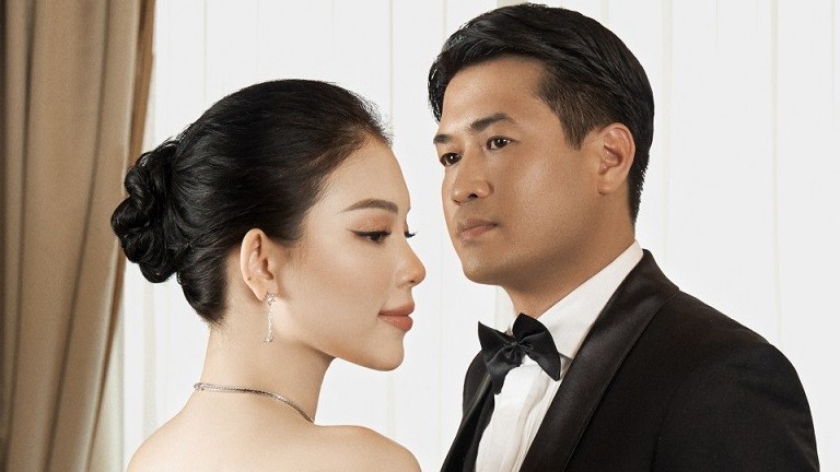 Cô dâu Linh Rin đẹp huyền ảo, xinh yêu kiều trong bộ ảnh cưới cùng chú rể Phillip Nguyễn