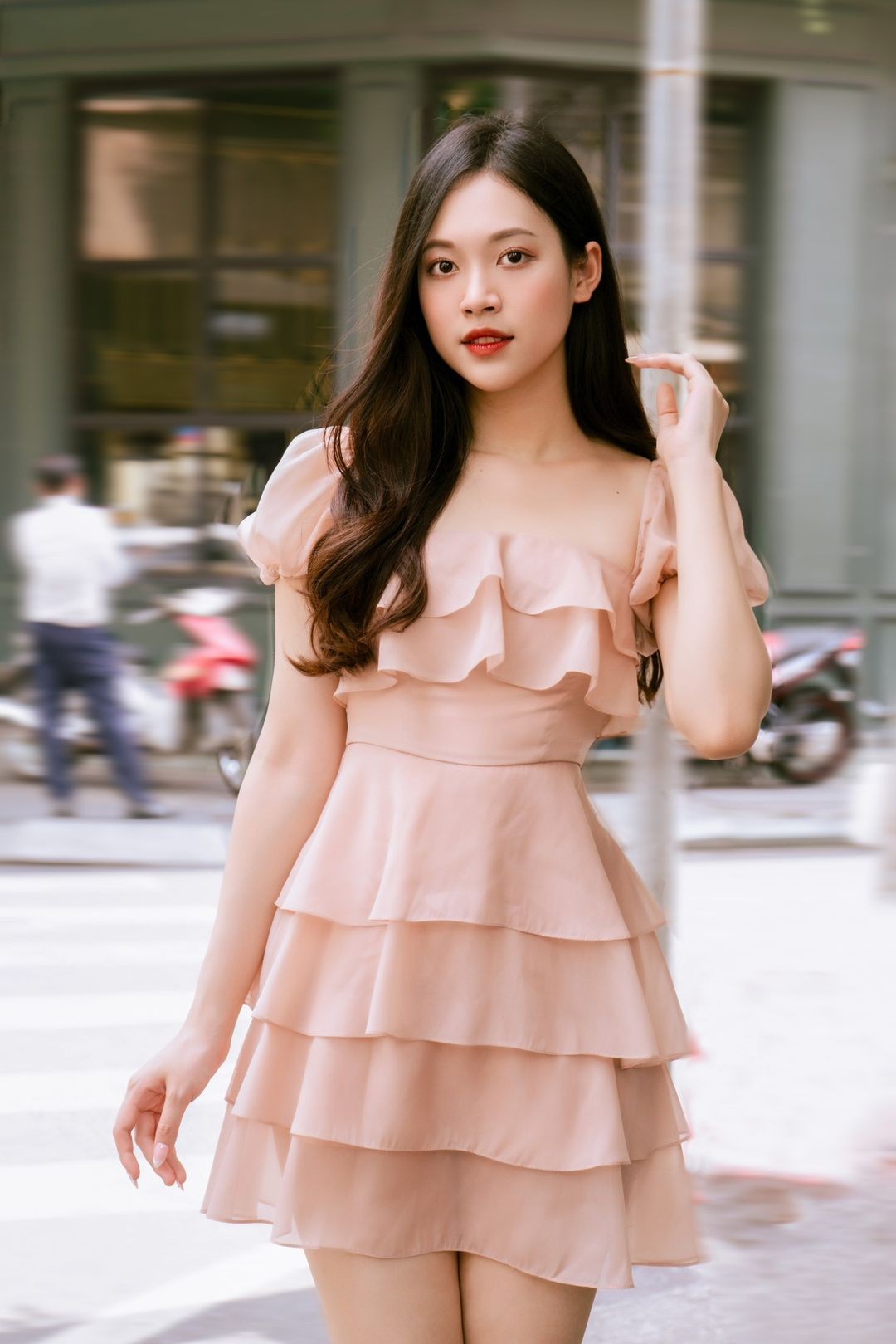 Á hậu Trịnh Thùy Linh