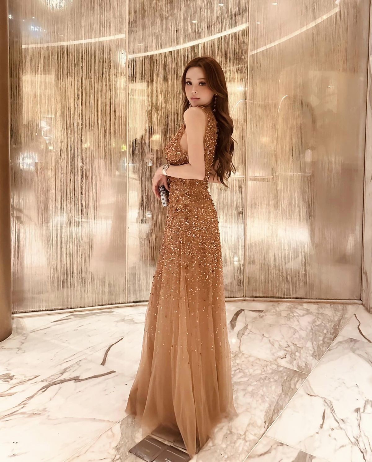 Thời trang sang trọng của Tăng Thanh Hà và nhóm sao nữ dự đám cưới Linh Rin