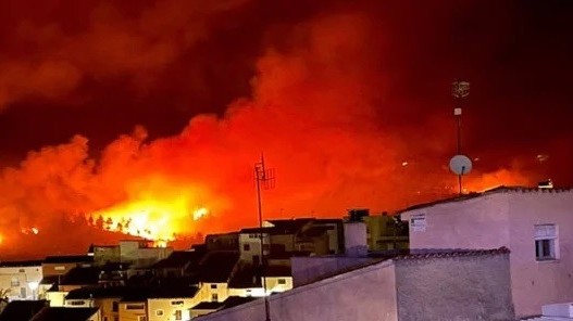 Tây Ban Nha: Hơn 1.000 người phải sơ tán do cháy rừng lớn