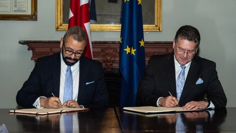 Anh-EU ký thực thi Khung thỏa thuận Windsor, chính thức chấm dứt những bế tắc hậu Brexit?