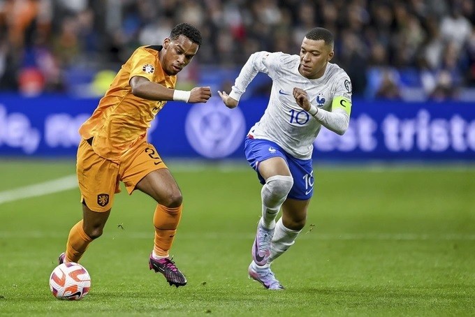 Đội trưởng Mbappe của Pháp lập cú đúp vào lưới Hà Lan (Ảnh: AP). Đội trưởng Mbappe của Pháp lập cú đúp vào lưới Hà Lan (Ảnh: AP).