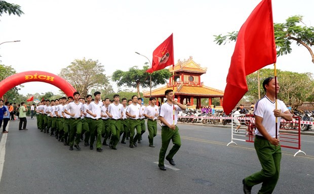 Ngày chạy Olympic vì sức khỏe toàn dân thu hút đông đảo công chúng tham gia Ngày chạy Olympic vì sức khỏe toàn dân thu hút đông đảo công chúng tham gia