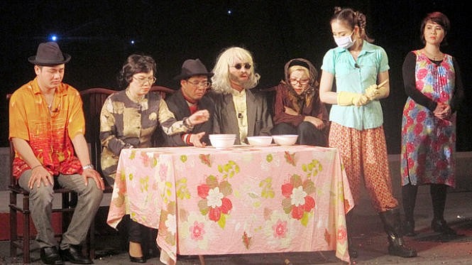 Kỷ niệm 45 năm thành lập, Nhà hát Tuổi trẻ đưa chùm hài kịch nổi tiếng 'Đời cười' tái xuất Kỷ niệm 45 năm thành lập, Nhà hát Tuổi trẻ đưa chùm hài kịch nổi tiếng 'Đời cười' tái xuất