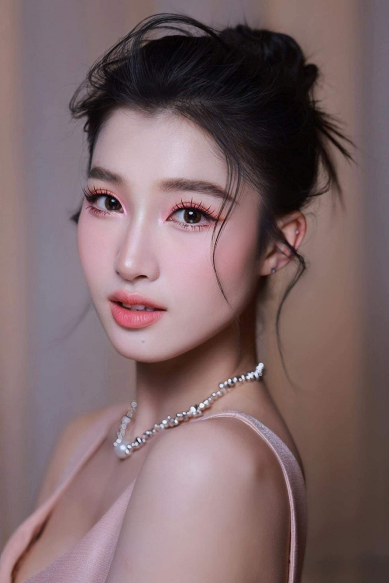 Á hậu Nguyễn Phương Nhi