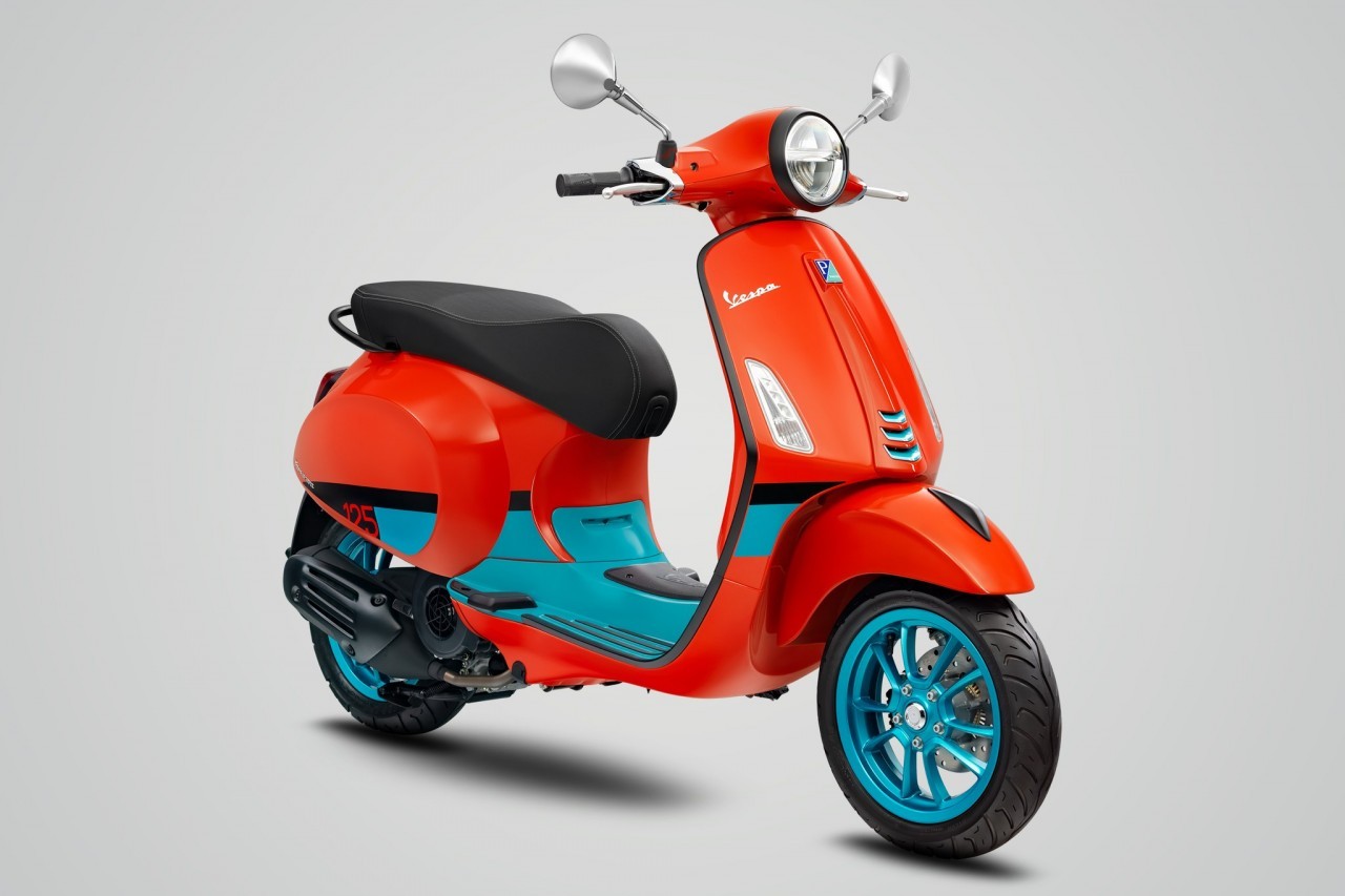 Cận cảnh Vespa Primavera Color Vibe ra mắt tại Việt Nam, giá 88 triệu đồng Cận cảnh Vespa Primavera Color Vibe ra mắt tại Việt Nam, giá 88 triệu đồng