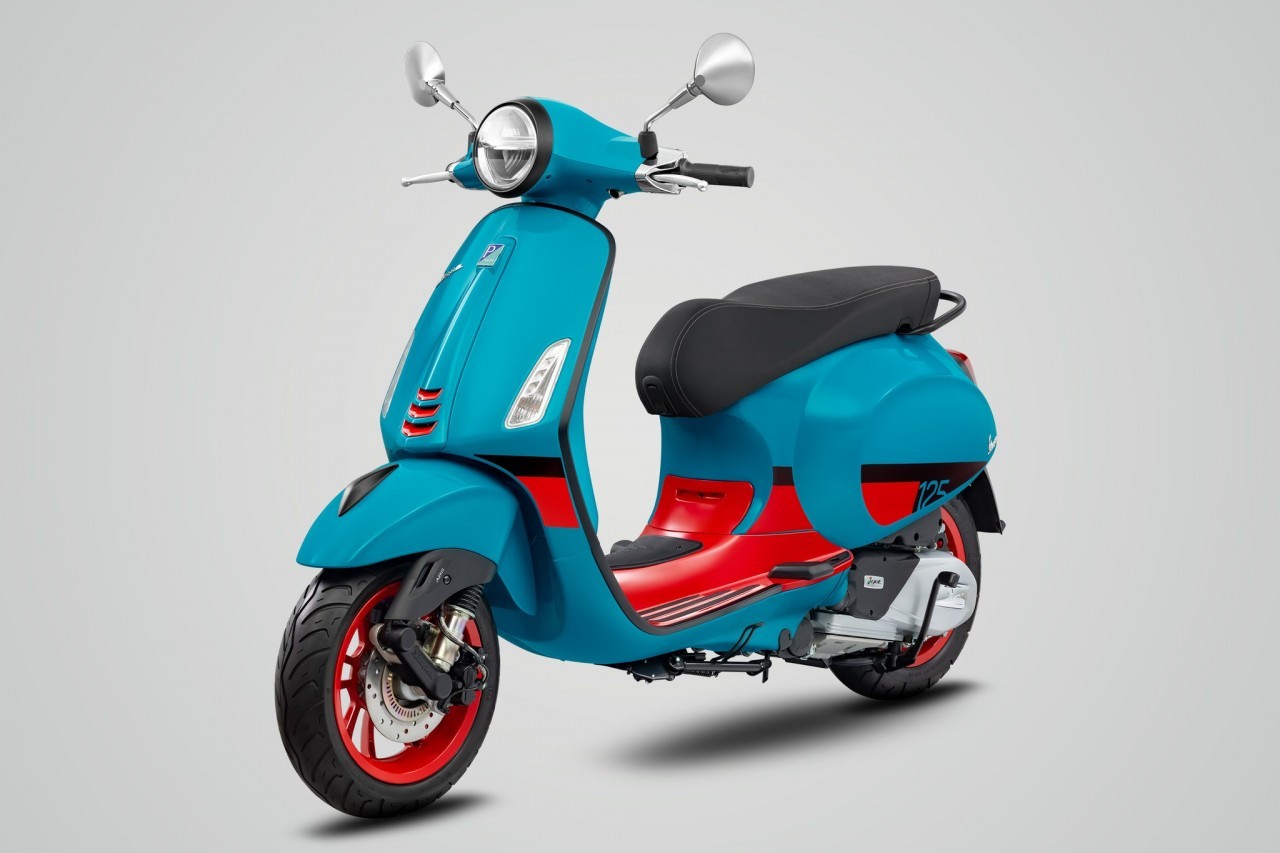 Cận cảnh Vespa Primavera Color Vibe ra mắt tại Việt Nam, giá 88 triệu đồng Cận cảnh Vespa Primavera Color Vibe ra mắt tại Việt Nam, giá 88 triệu đồng