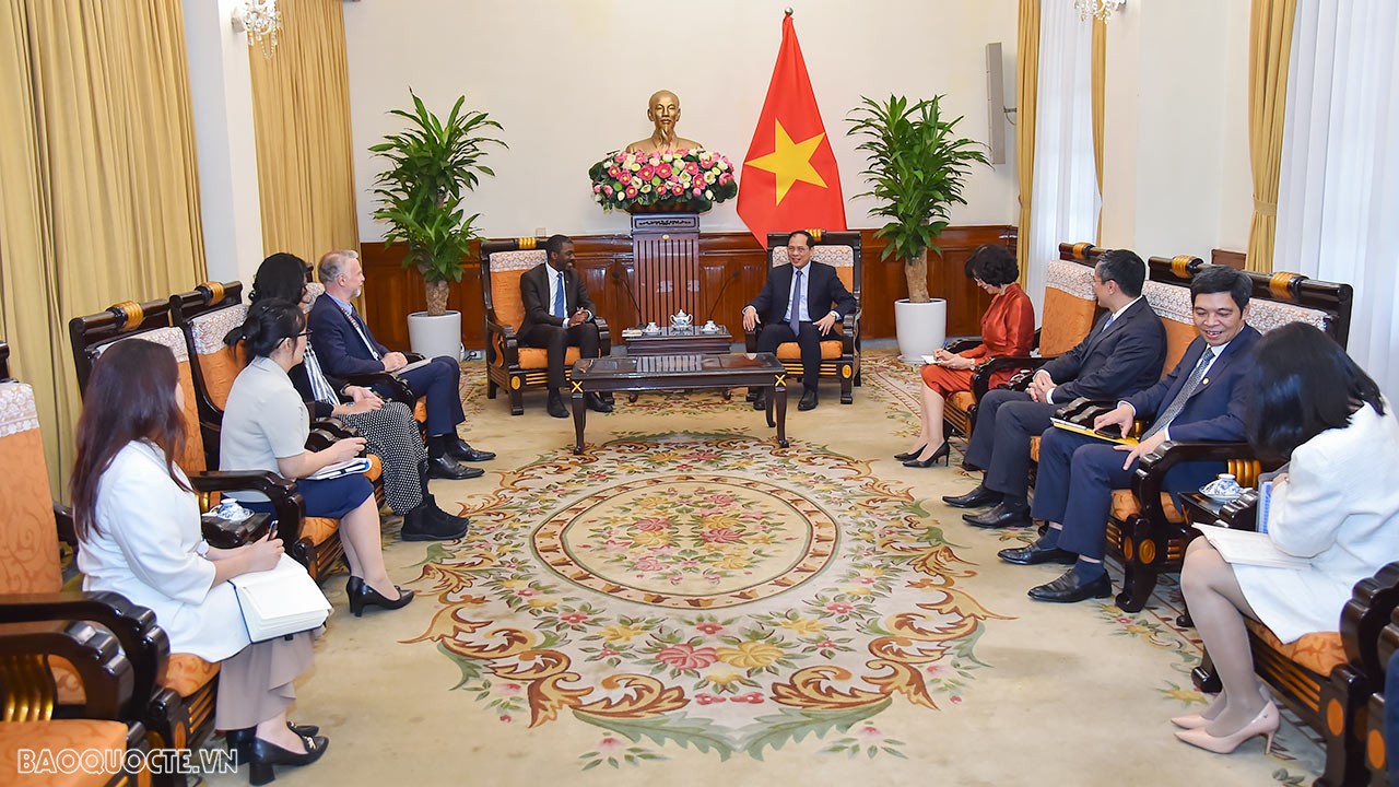 Giám đốc Trung tâm Di sản thế giới UNESCO: Việt Nam là hình mẫu về bảo tồn và phát huy di sản