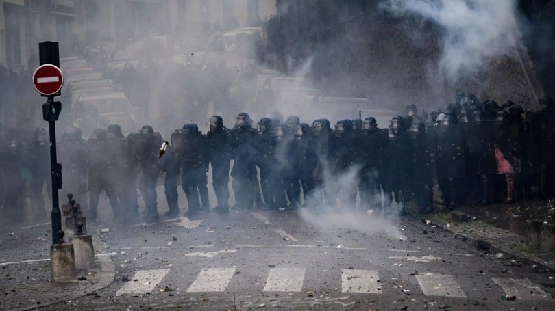 Pháp và Israel: Hai câu chuyện, một bài toán