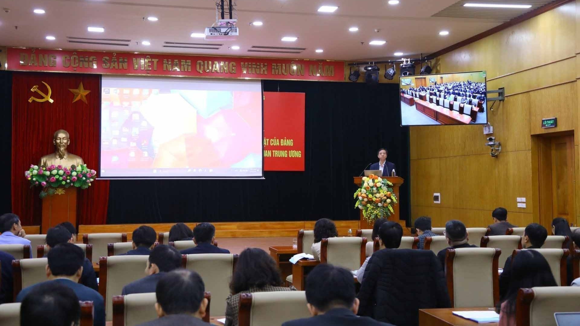 Nâng cao nghiệp vụ công tác kiểm tra, giám sát trong Đảng bộ Khối các cơ quan Trung ương