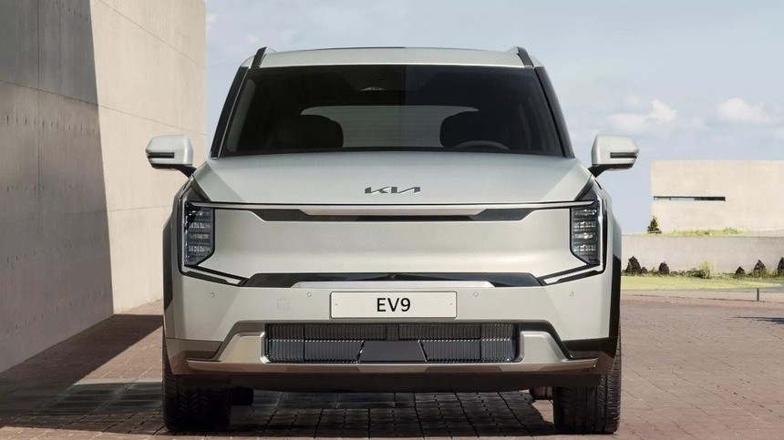 Kia trình làng mẫu SUV hàng đầu chạy hoàn toàn bằng điện