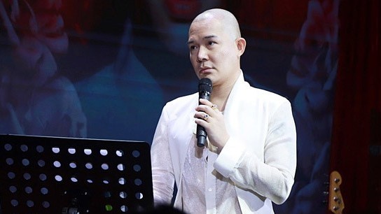 Nathan Lee trở lại sân khấu ca nhạc sau biến cố sức khỏe và cuộc sống