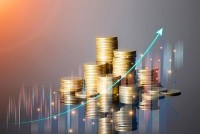 Giá vàng hôm nay 31/3/2023: Giá vàng giữ xu hướng đi lên, giảm chỉ là nhất thời, thẳng tiến mốc 2.000 USD vào quý 4