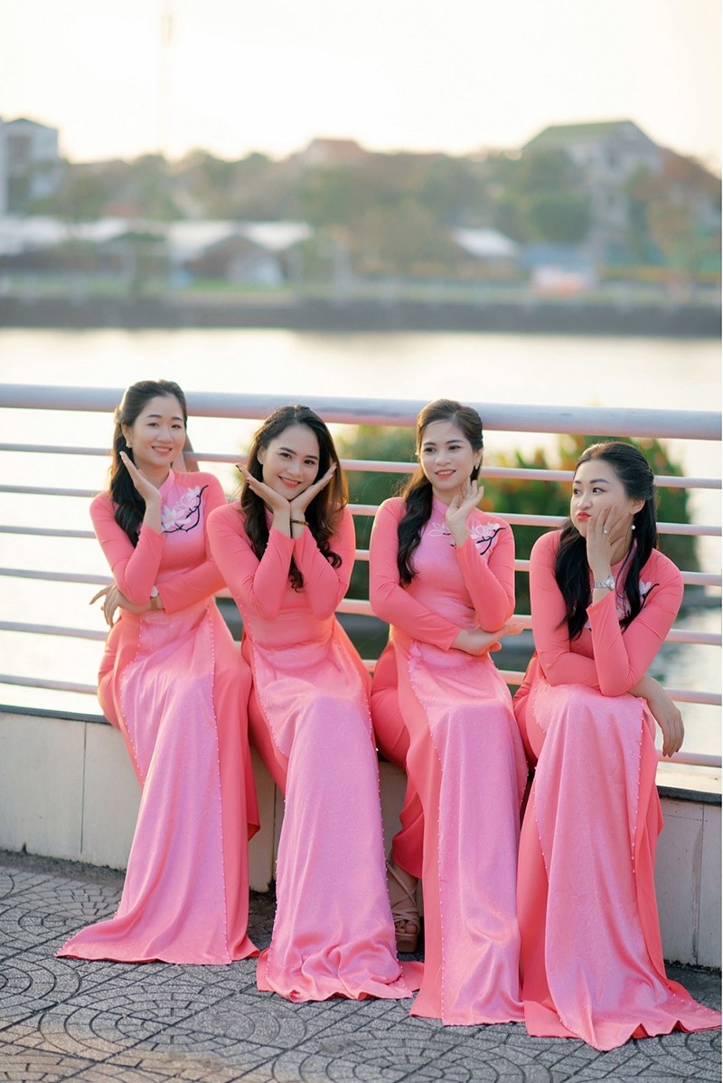 Thiết kế được yêu thích tại Áo dài Trang Lê