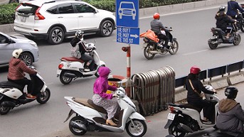 Dự báo thời tiết đêm nay và ngày mai (31/3-1/4): Hà Nội, Bắc Bộ, Bắc Trung Bộ đêm và sáng sớm trời lạnh, mưa phùn, sương mù; khu vực khác ngày nắng