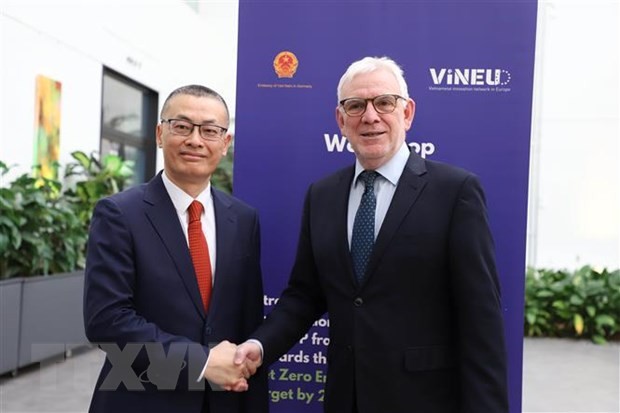 Đức sẵn sàng trở thành đối tác tin cậy và có năng lực cho quá trình chuyển đổi năng lượng của Việt Nam Đức sẵn sàng trở thành đối tác tin cậy và có năng lực cho quá trình chuyển đổi năng lượng của Việt Nam