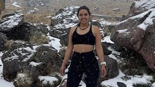 Mexico: Cô gái một mình sống trên núi cao giữa điều kiện thời tiết khắc nghiệt