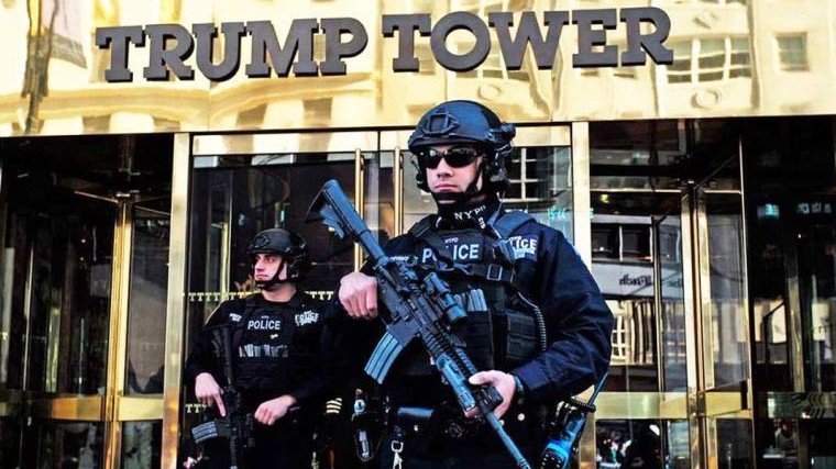 Trước ngày hầu tòa, cựu Tổng thống Mỹ Donald Trump gặp bất lợi với chứng cứ mới? Cảnh sát New York ra quân khẩn