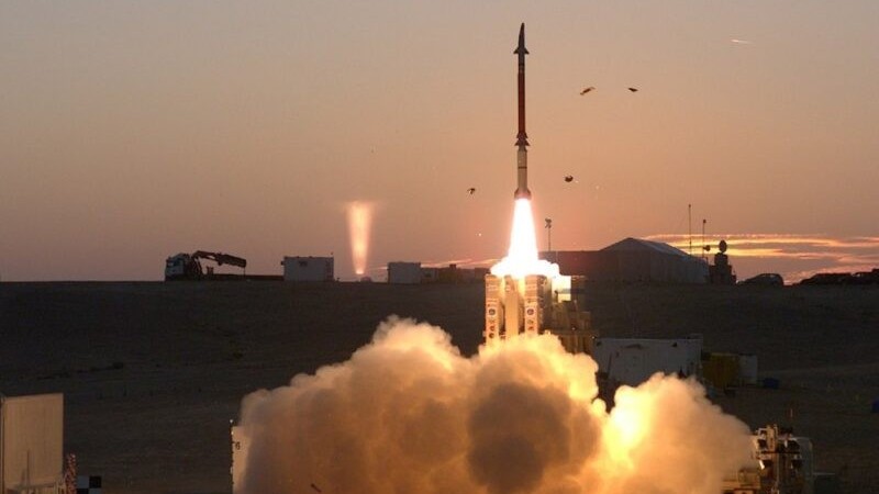 Một ngày sau khi vào NATO, Phần Lan lập tức duyệt mua vũ khí này cho quân đội, Nga ra tuyên bố