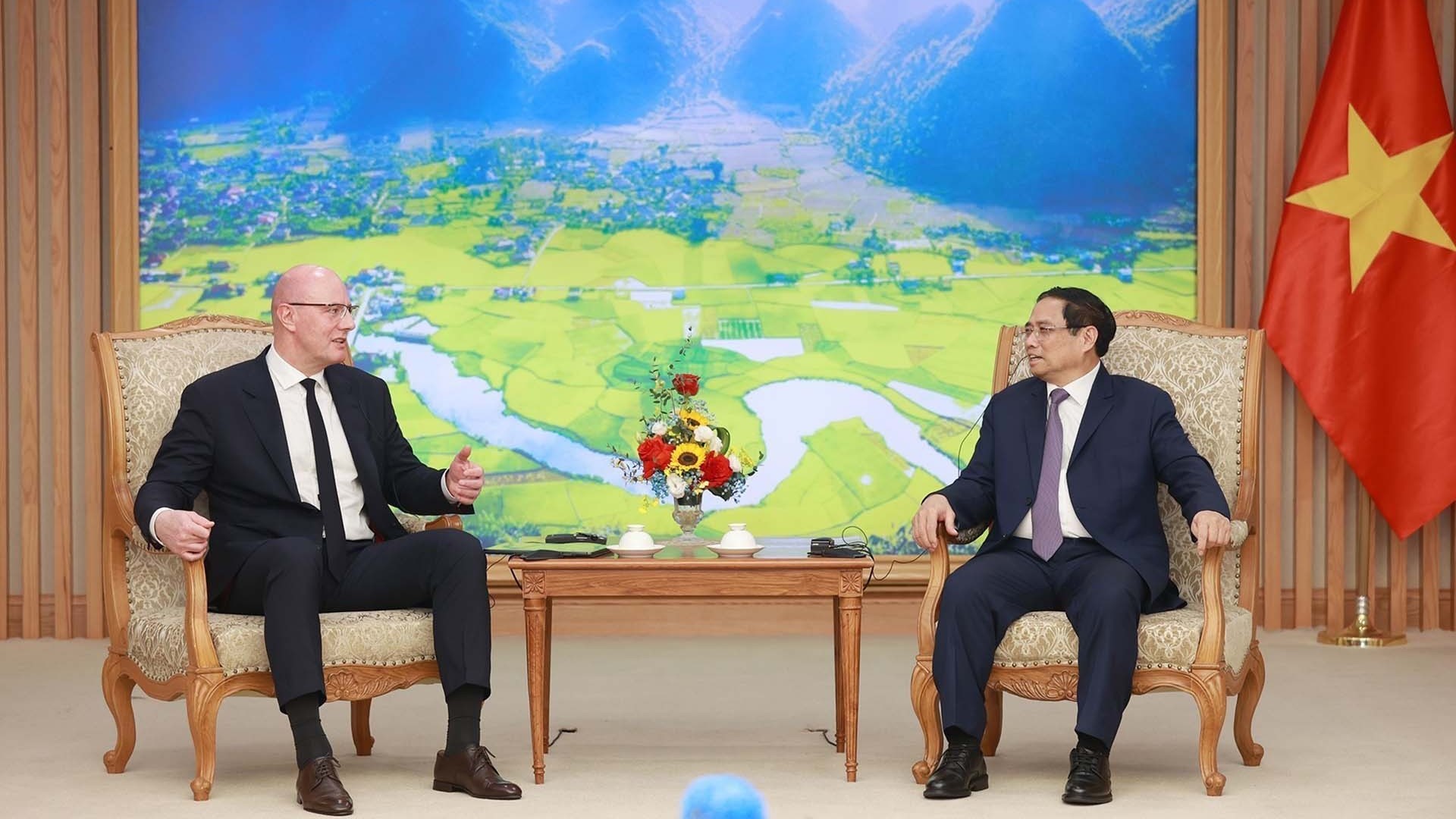 Thủ tướng Phạm Minh Chính tiếp Phó Thủ tướng Chính phủ Nga Dmitry Chernyshenko
