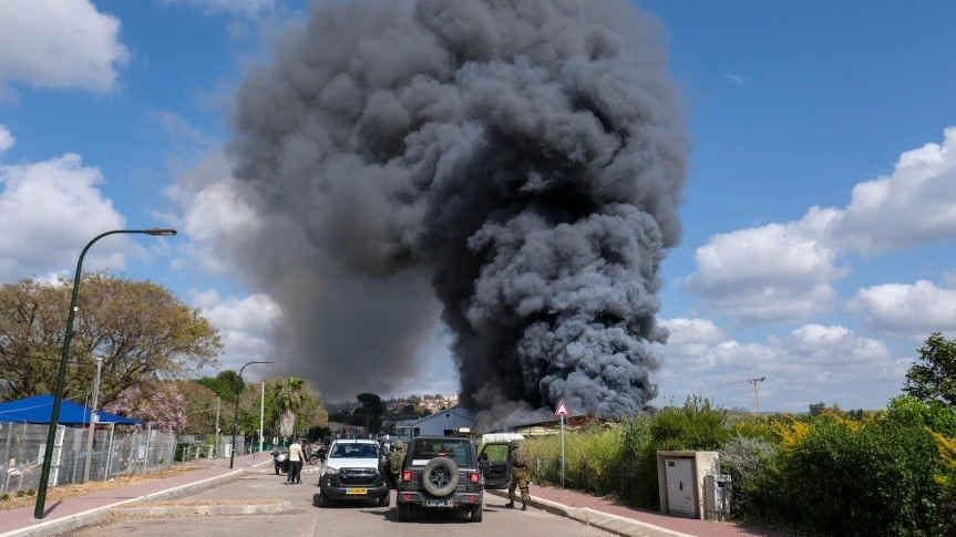 Hứng mưa tên lửa từ Lebanon, Israel trả miếng, giới lãnh đạo thề bảo vệ đất nước, ai mới là thủ phạm thực sự?