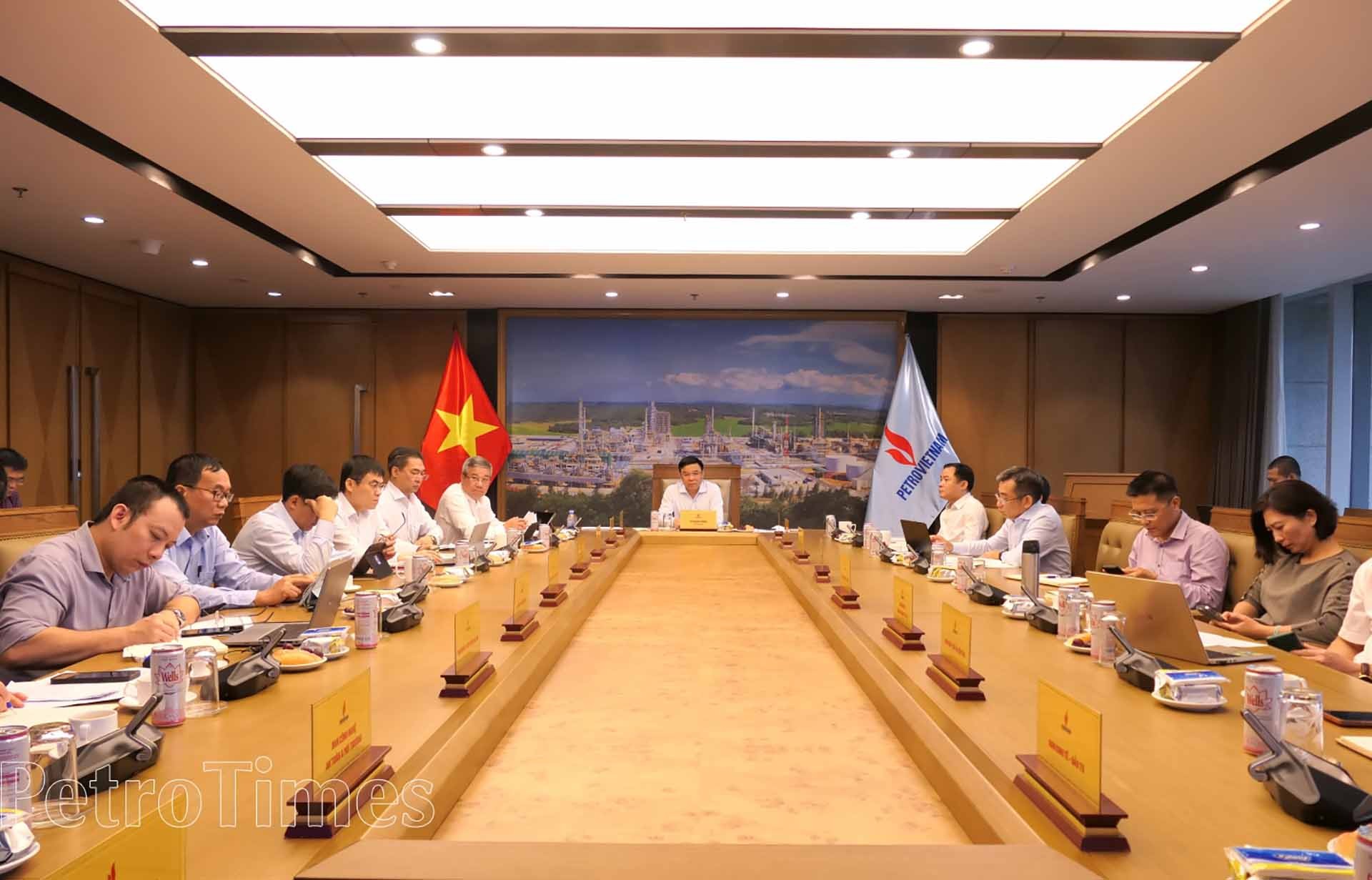 Buổi họp giao ban của PetroVietnam, ngày 3/4. (Nguồn: PVN)