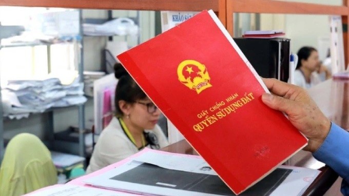 Bất động sản mới nhất: Nhà đất giảm giá vẫn ế ẩm; giằng co kẻ bán-người mua, thủ tục tách sổ đỏ mới nhất