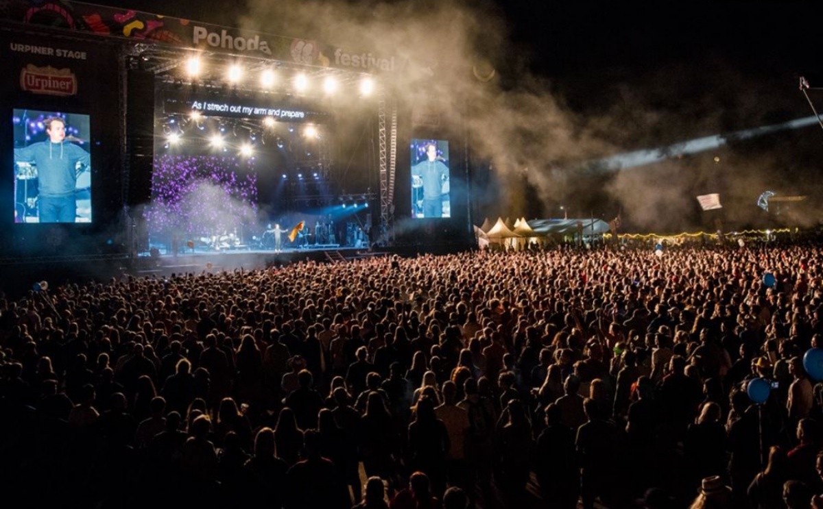 Đại nhạc hội quy mô quốc tế.