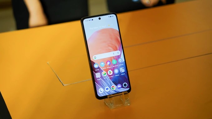 Realme C55 là smartphone đầu tiên của hãng được trang bị tính năng Mini Capsule. (Nguồn: Dân trí)
