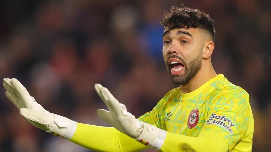 Chuyển nhượng cầu thủ Ngoại hạng Anh ngày 10/4: David Raya sẽ rời Brentford; MU đàm phán chính thức mua Goncalo Ramos và nâng cấp tuyến tiền vệ