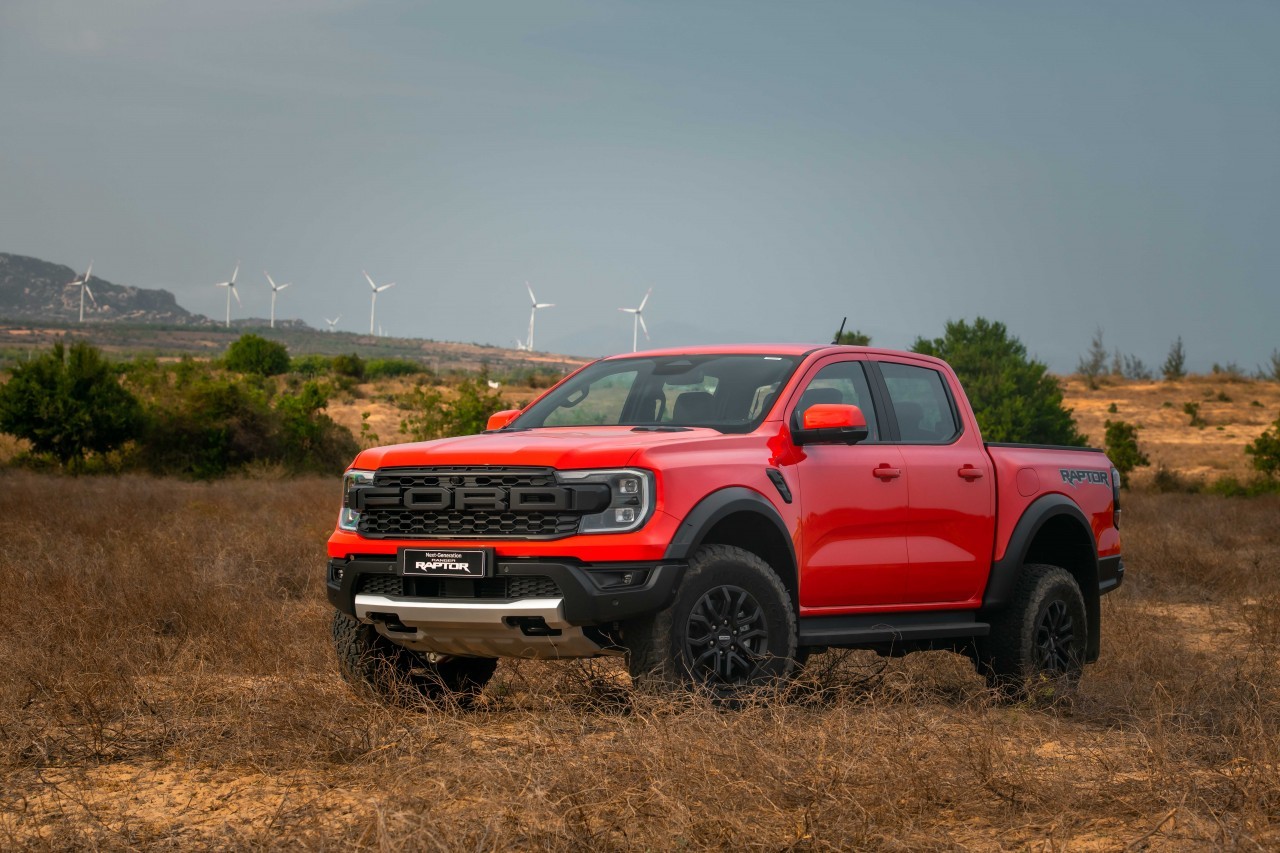Cận cảnh Ford Ranger Raptor 2023, giá từ 1,299 tỷ đồng Cận cảnh Ford Ranger Raptor 2023, giá từ 1,299 tỷ đồng