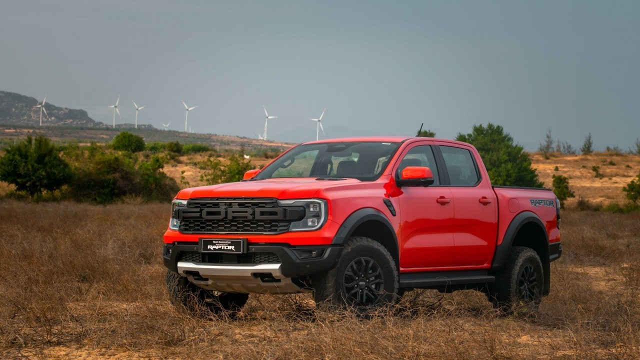Cận cảnh Ford Ranger Raptor 2023, giá từ 1,299 tỷ đồng