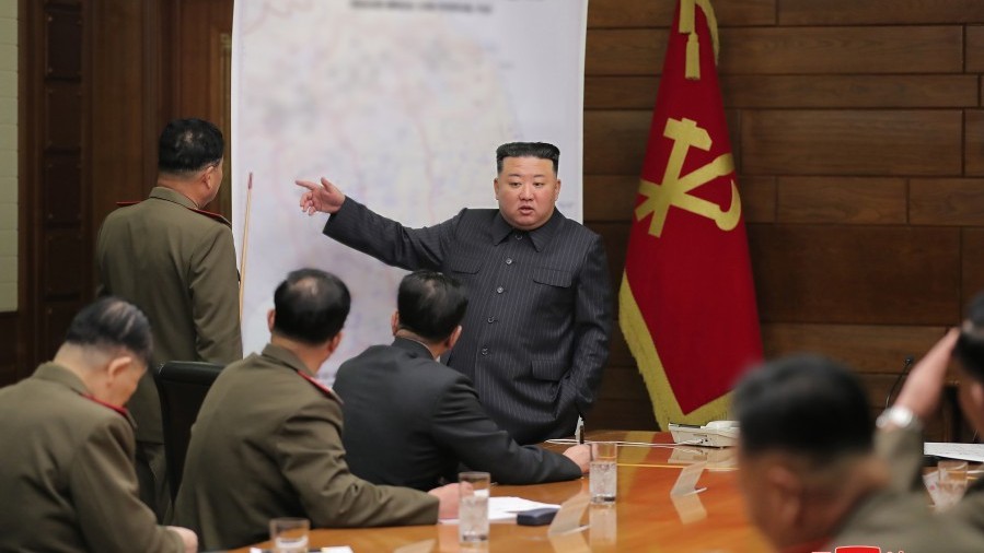 Triều Tiên phóng tên lửa, Nhật Bản báo động, triệu tập họp chính phủ khẩn