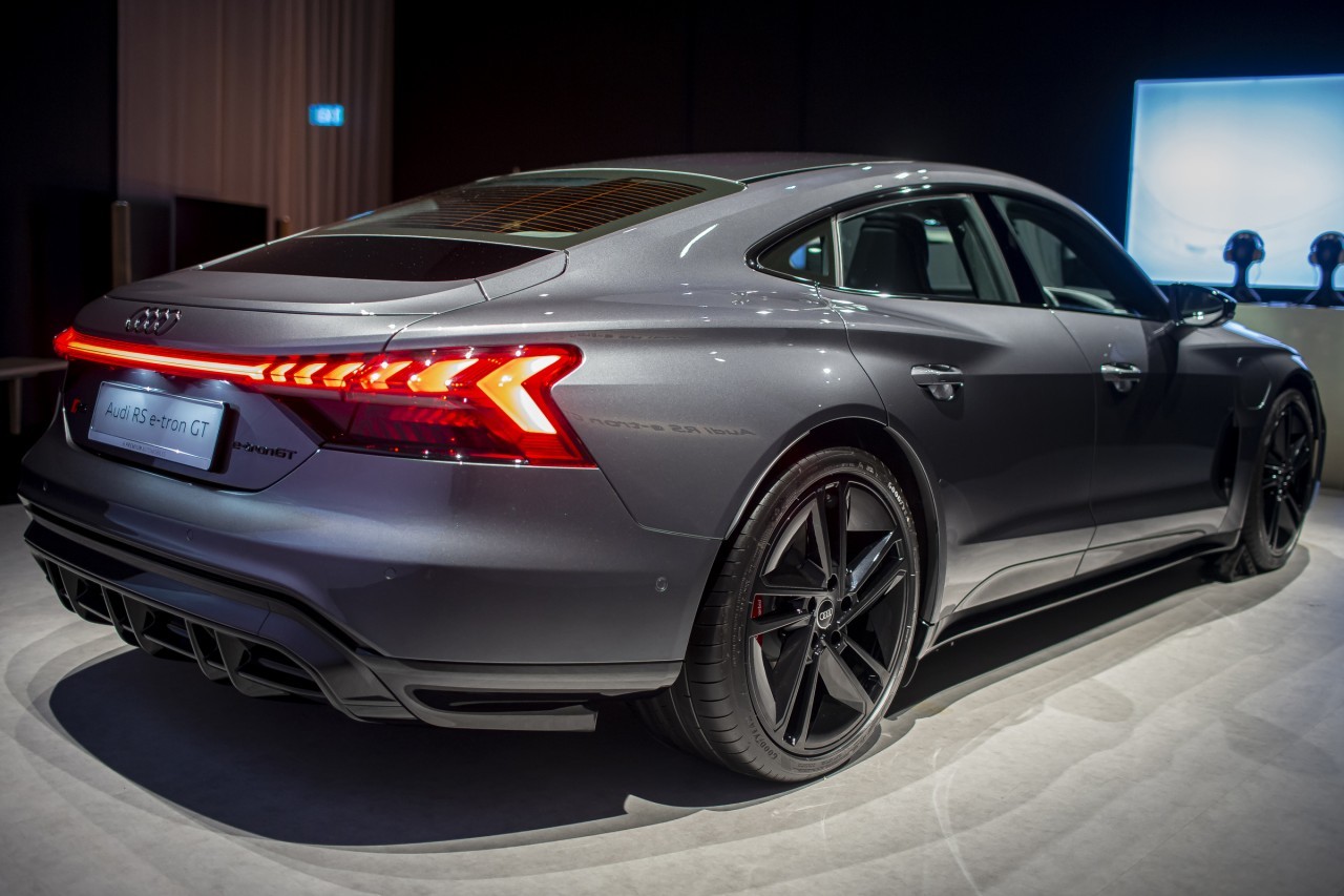 Audi RS e-tron GT sẽ ra mắt thị trường Việt Nam vào cuối tháng 4 Audi RS e-tron GT sẽ ra mắt thị trường Việt Nam vào cuối tháng 4