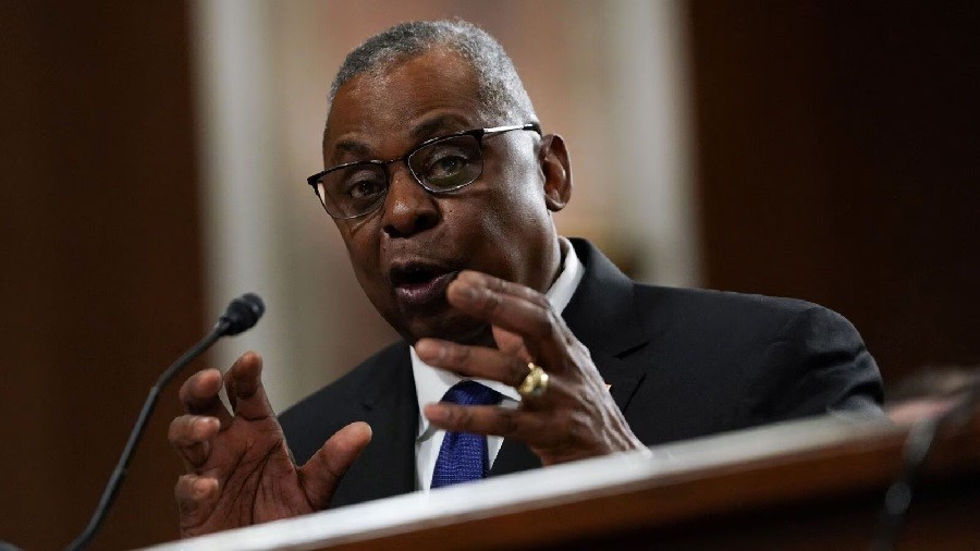 Vụ rò rỉ tài liệu mật: Mỹ tuyên bố quyết 'lật từng tảng đá' để tìm cho ra kẻ đứng sau, Anh phát cảnh báo tới người đọc. (Nguồn: Reuters)