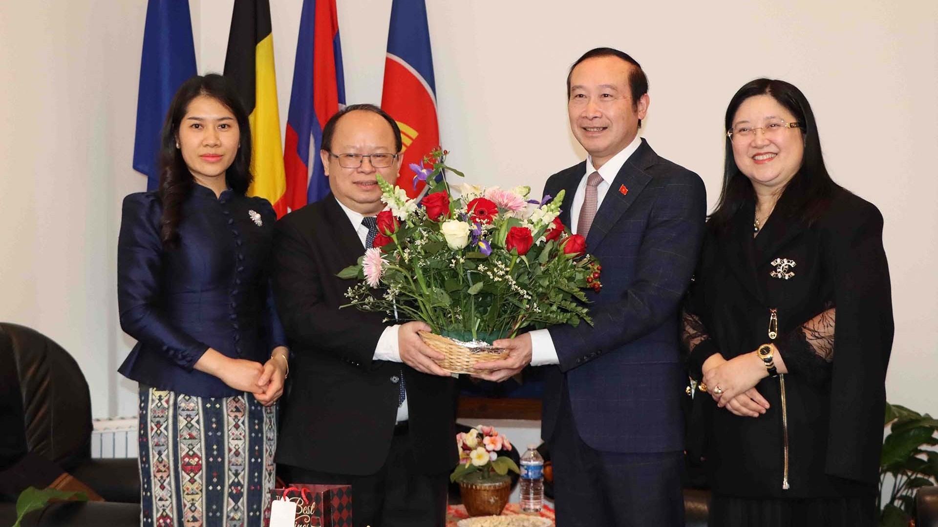 Giao lưu Việt-Lào tại Bỉ nhân dịp Tết cổ truyền Bun Pi May