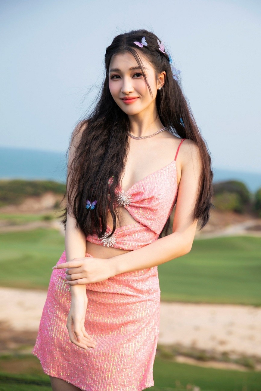 Dàn Hoa hậu, Á hậu và diễn viên nổi tiếng