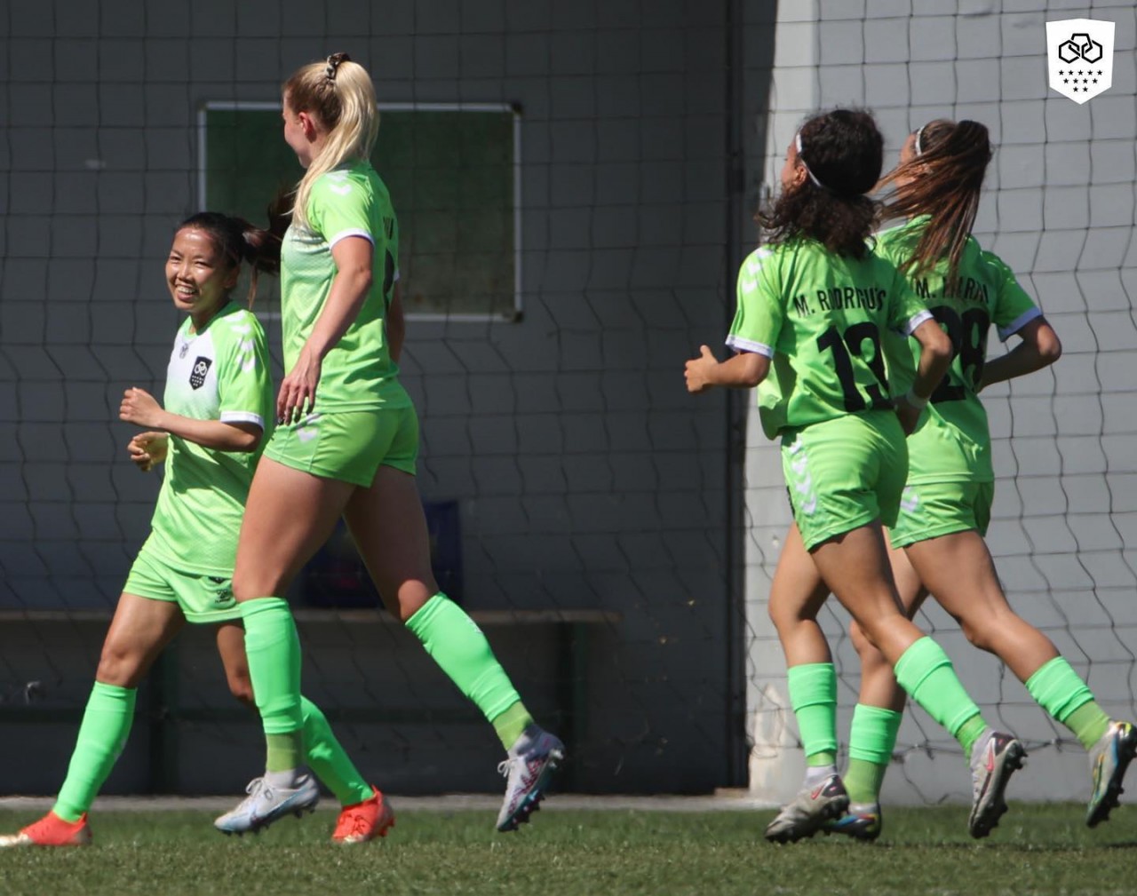 Huỳnh Như ghi bàn cho Lank FC trên chấm phạt đền và sắp về nước chuẩn bị đá SEA Games 32