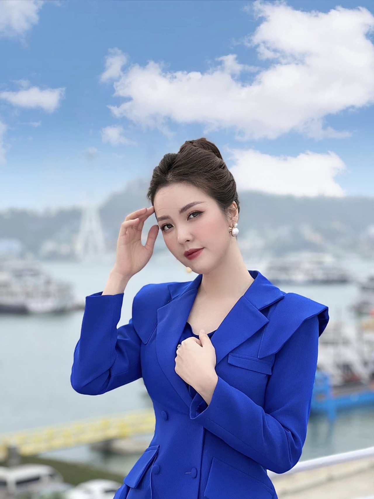 Á hậu Thụy Vân