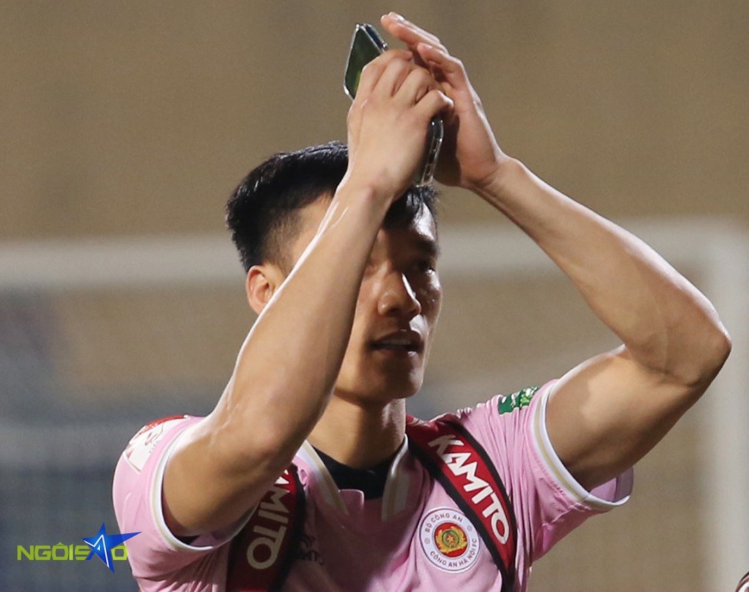 V-League 2023: Những hình ảnh các cầu thủ CLB Công an Hà Nội mừng chiến thắng đậm trước đội Nam Định V-League 2023: Những hình ảnh các cầu thủ CLB Công an Hà Nội mừng chiến thắng đậm trước đội Nam Định